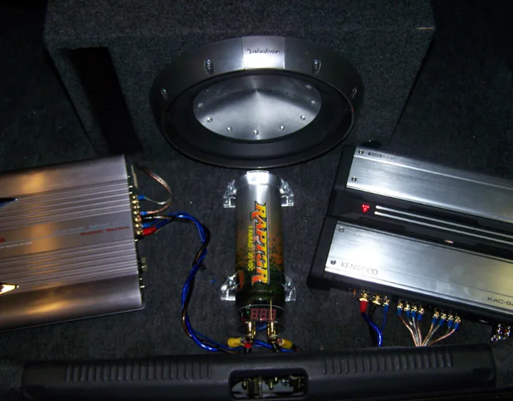 Finished Car Tunes installation